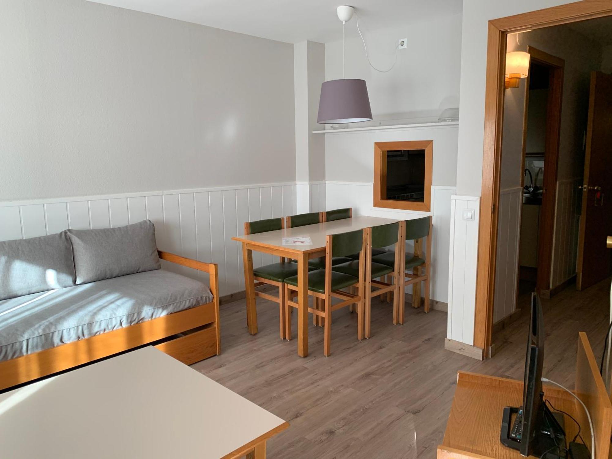Apartamentos Solneu Бакейра-Берет Экстерьер фото